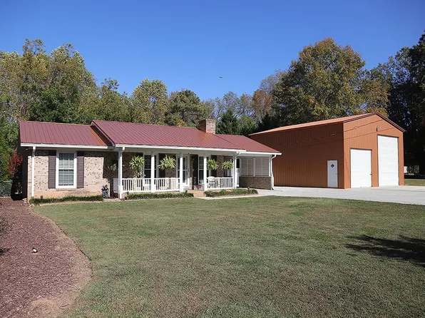 116 Dowtin St, Warrenton, NC 27589