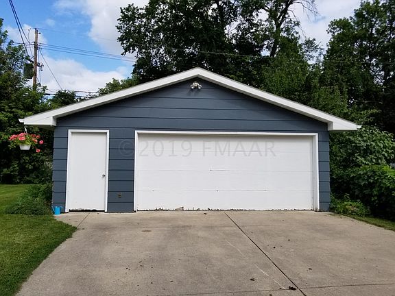 Extra Large Double Garage