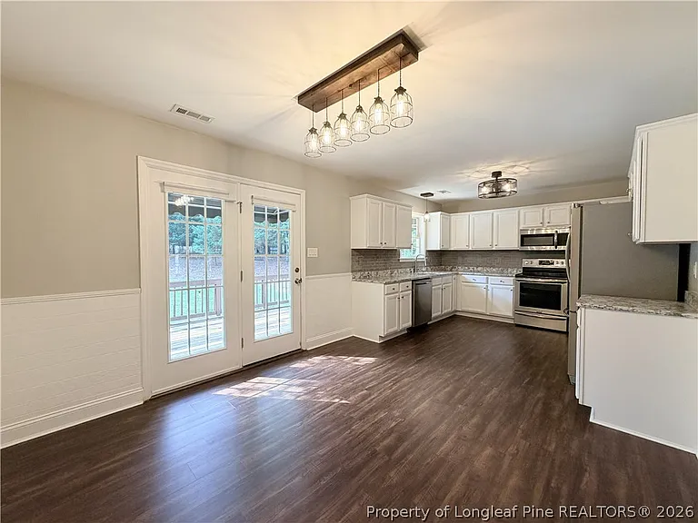 3083 Carolina Way — Photo 9