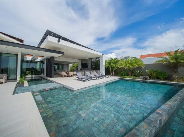 1 Corredor Miralago #908, Dorado, PR 00646