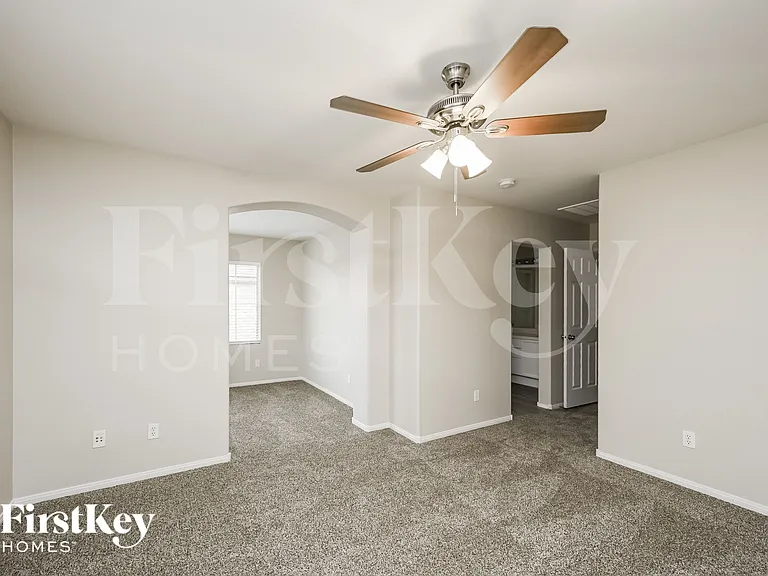 6221 W Levi Ave — Photo 8