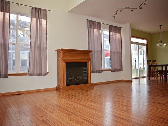 5th image of 1492 Waterside Dr Unit 3