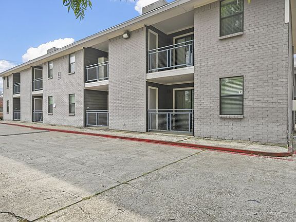 2nd image of 1500 N Carroll Ave APT 101