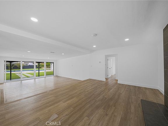 5th image of 13081 Prospect Ave