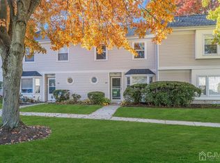 44 Dallenbach Ln, East Brunswick, NJ 08816