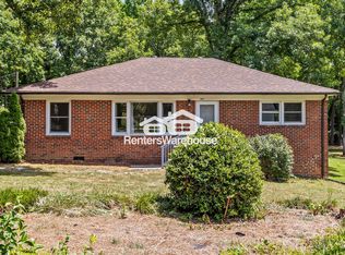 5025 Lochlain Dr, Charlotte, NC 28217