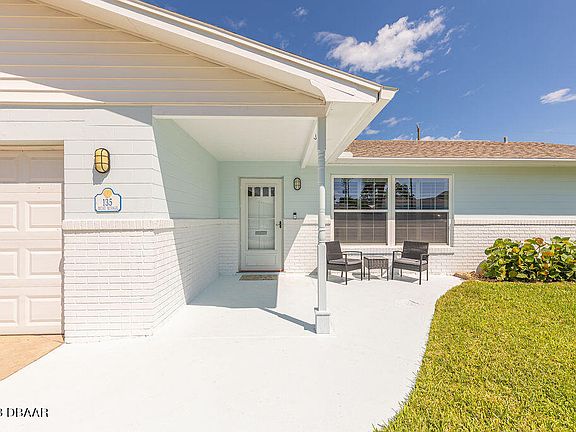 4th image of 135 Beau Rivage Dr