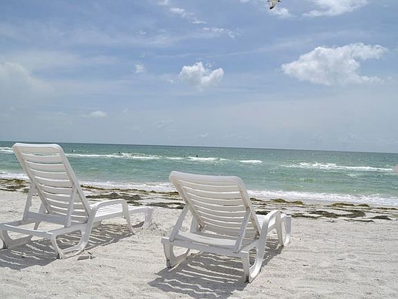 3rd image of 1586 Gulf Blvd APT 2403