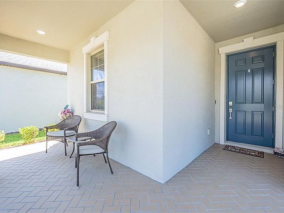 3rd image of 21848 Crest Meadow Dr