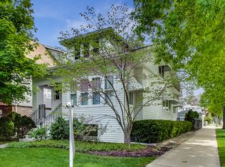 5657 W Grace St, Chicago, IL 60634