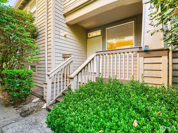 9014 E Main Street #A104, Bonney Lake, WA 98391