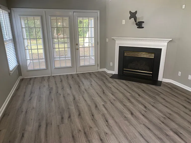 8743 Fox Chase Ln — Photo 5