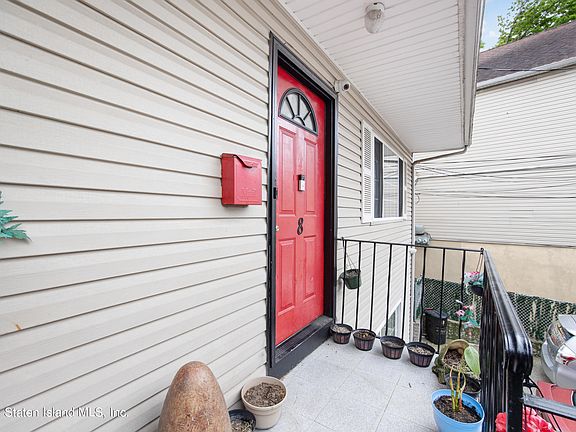 3rd image of 8 Stanley Ave