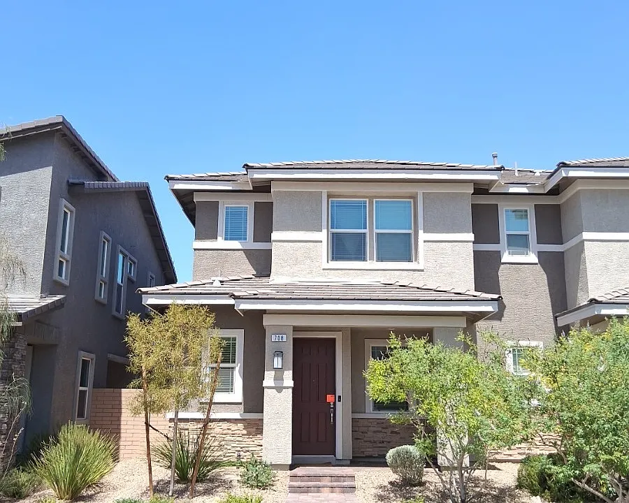 708 Cottonwood Hill Pl