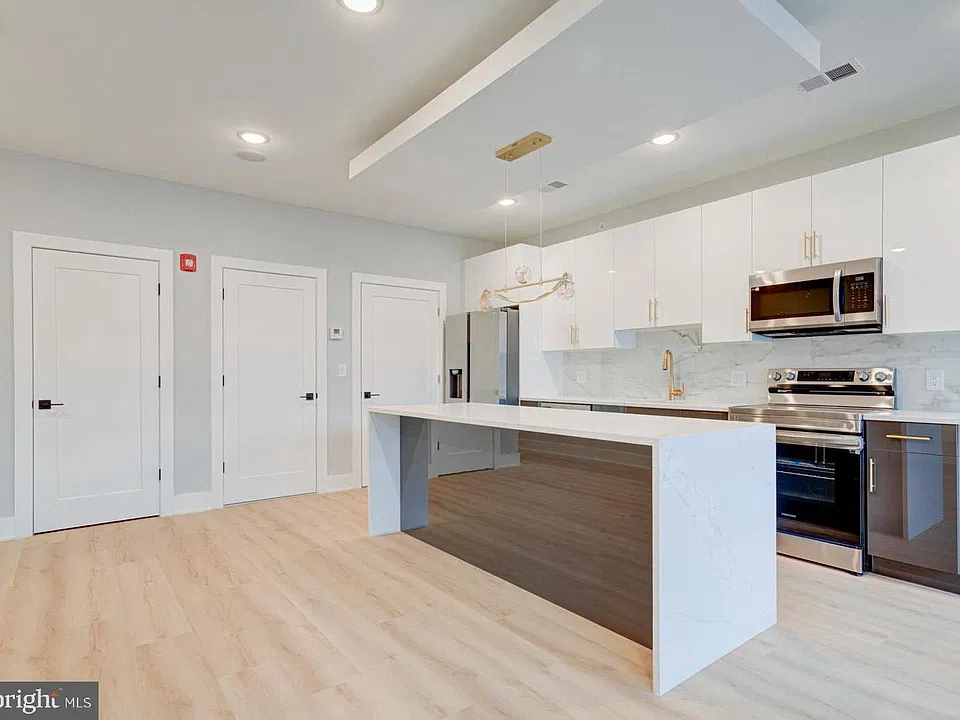 1805 Frankford Ave #3