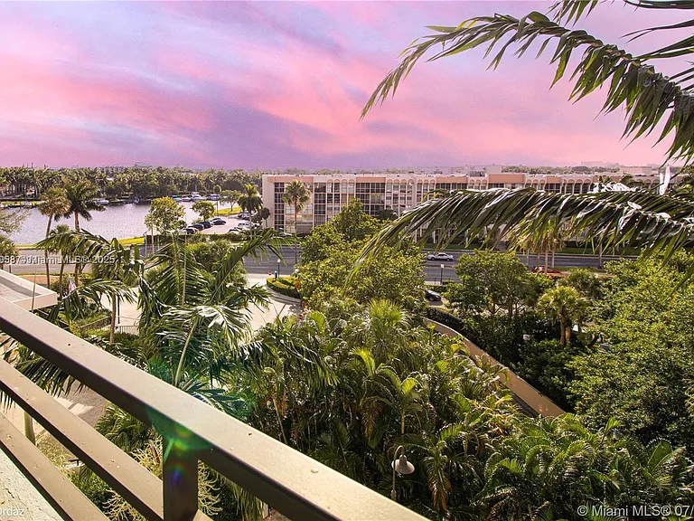 500 Three Islands Blvd #308 — Photo 1