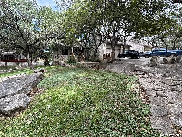3 bed, 2.5 bath, 2832 sqft, $2,900 — Photo 3