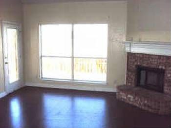 2nd image of 1805 Carver Dr