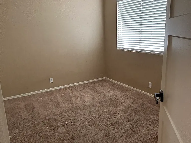 1448 E Binner Dr — Photo 14