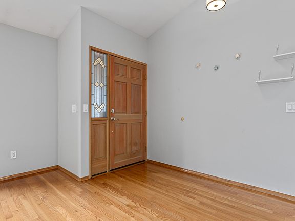 4th image of 12624 104th Ave NE