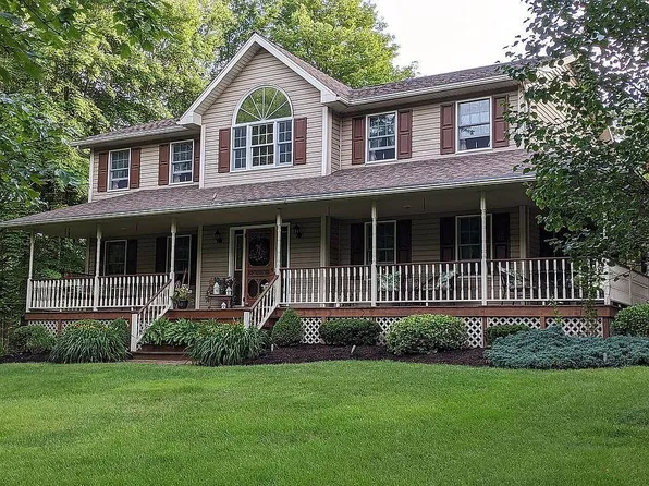 260 Meadow Rd, Franklin, PA 16323