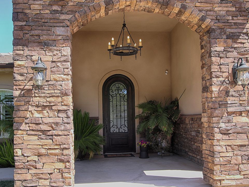 2nd image of 11476 Alcalde Ct