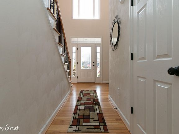 4th image of 2676 Woods Meadow Ln