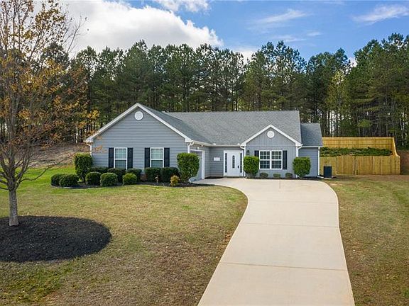 2nd image of 210 Miller Dr