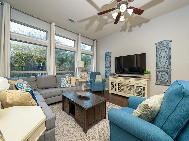 360 Falstaff Dr — Photo 19
