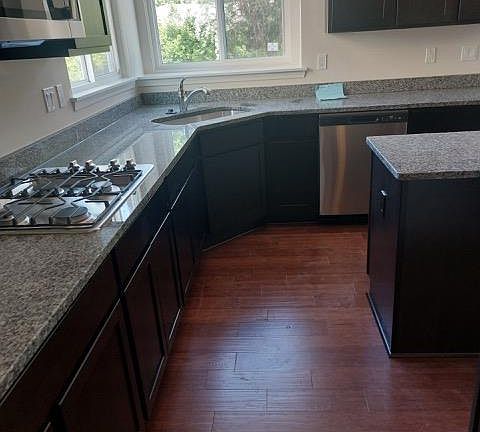 7th image of this home