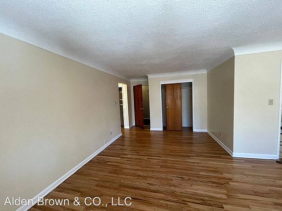 4th image of 1357 N Williams St #10999049