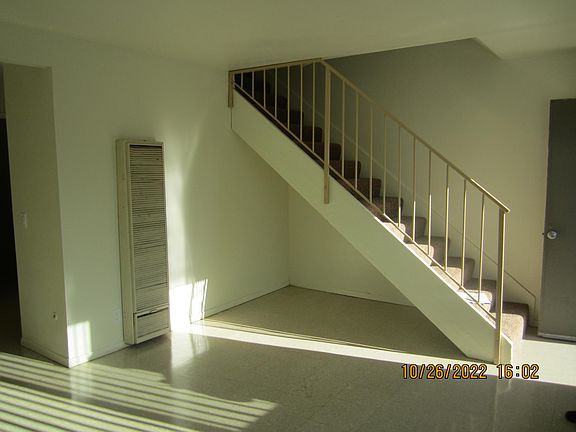 3rd image of 239 S Olive St Unit E