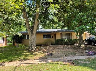 421 Apache Trl, Shreveport, LA 71107