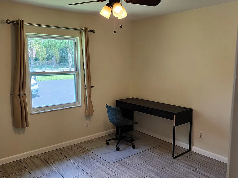 2615 SW 87th Pl — Photo 11