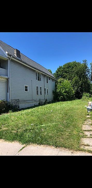 1st image of 298 Maryland St
