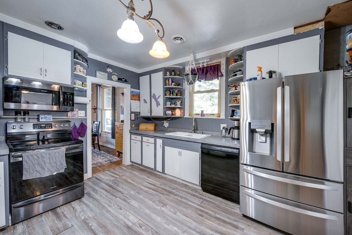 next background image