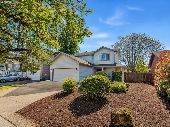 125 W Fairfield St, Gladstone, OR 97027