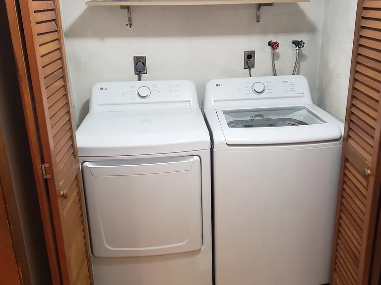 1 Cardinal Ln — Photo 25