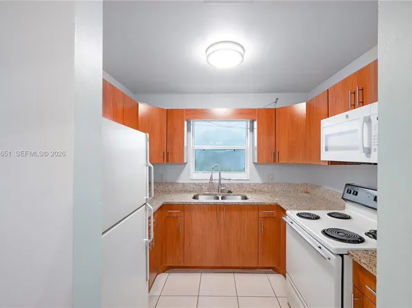 2683 Lakehaven Rd #2683, West Palm Beach, FL 33415