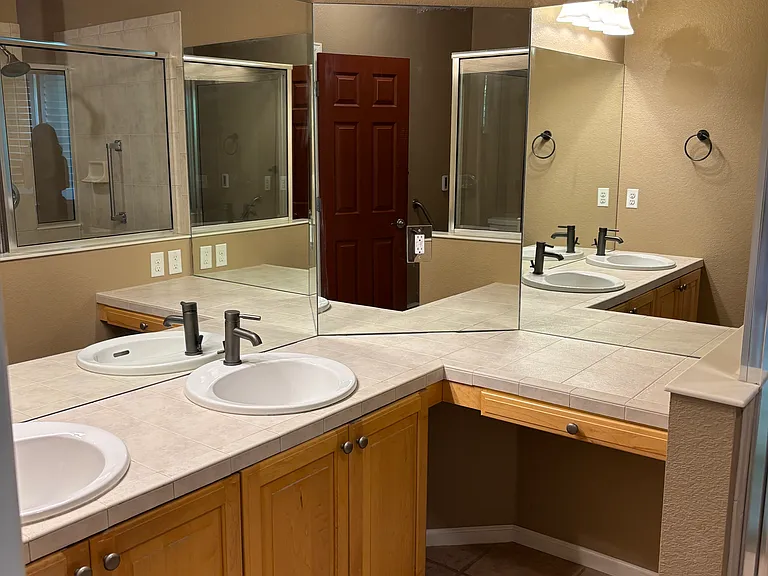 8038 E Fairmount Dr — Photo 8