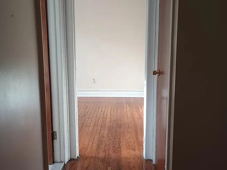 5418 Park Ave #31 — Photo 1