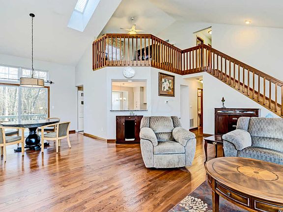 5th image of 5502 Bullfinch Dr