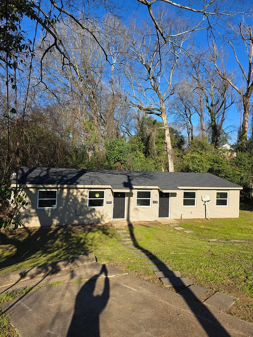 Ragland — Photo 2