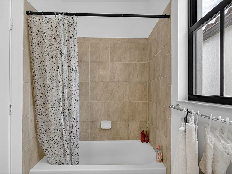 4009 Sequoia Pl — Photo 31