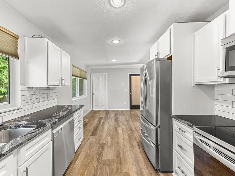 11322 Skagit Dr SE — Photo 17