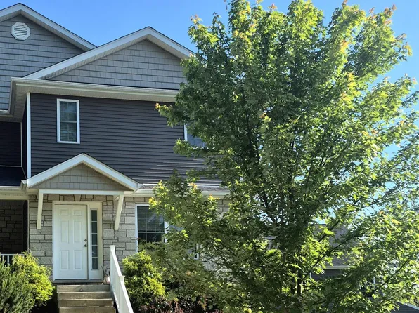 1771 W Victoria Ln, Bloomington, IN 47403