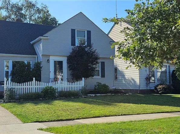 1204 Argonne Rd, South Euclid, OH 44121