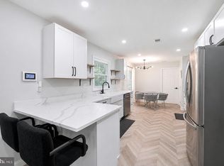8812 Church Field Ln, Laurel, MD 20708