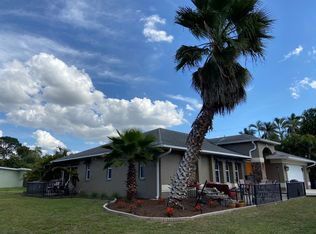 8624 Exeter St, Fort Myers, FL 33907