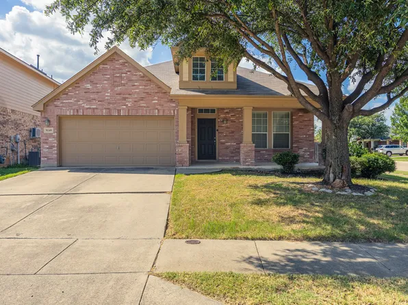 9149 Liberty Crossing Dr, Fort Worth, TX 76131
